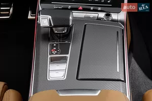 Эргономика водителя в стиле RS - Новый Audi RS6 C8 универсал