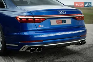 Узнаваемый стиль Audi S - Новый Audi S8 D5 (FL) седан