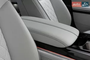 Точка опоры - Новый Audi S8 D5 (FL) седан