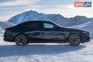 Силует, що випромінює динаміку - Новий BMW 5 Series G60 седан