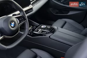 Пространство, которое обнимает - Новый BMW 5 Series G60 седан