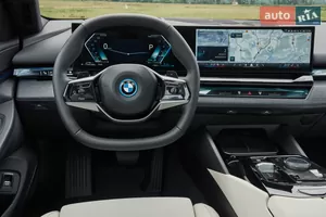 Баланс стилю й технологій - Новий BMW 5 Series G60 седан