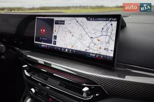 Все, что нужно — на одном экране - BMW i4 G26 (FL) купе