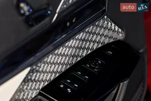 Эргономика с ювелирной точностью - Новый BMW i7 G70 седан