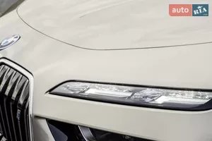 Премиальный свет - Новый BMW i7 G70 седан