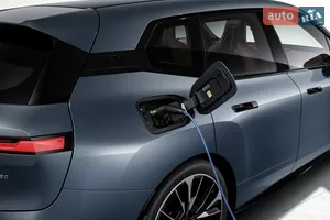 Зарядка электрокроссовера BMW - Новый BMW iX i20 (FL) кроссовер