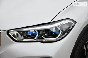 Адаптивные Хобразни лазерные фары BMW Laserlight