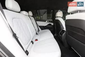 Комфортный второй ряд - Новый BMW X5 G05 (FL) кроссовер