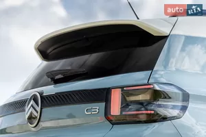 Світловий слід C3 - Новий Citroen C3 4 поколение хетчбек