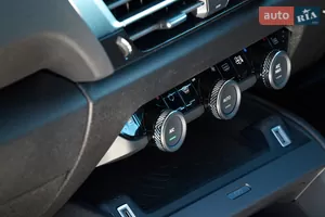  Эстетика функциональности - Citroen C4 X 1 поколение (FL) фастбэк