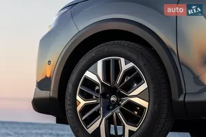 Дизайн, что держит дорогу - Новый  C4 3 поколение (FL) кроссовер-купе