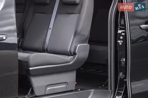 Продуманное решение - Новый Citroen SpaceTourer 1 поколение (FL) минивэн