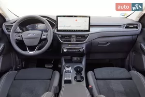 Мінімалізм і технології - Новий Ford Kuga 3 поколение (FL) кросовер