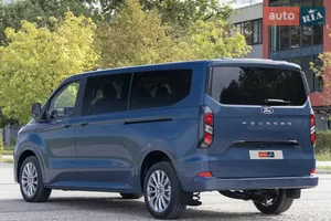 Стриманий дизайн - Новий Ford Tourneo Custom 2 поколение мінівен