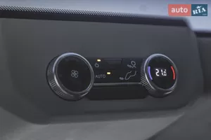 Нова система клімат-контролю - Новий Ford Tourneo Custom 2 поколение мінівен