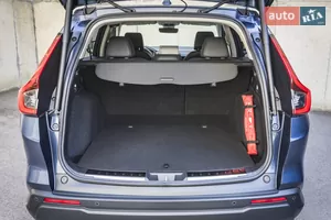 Місткий багажник - Новий Honda CR-V 6 поколение кросовер