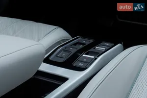 Футуристический селектор - Новый Honda e:NP2 1 поколение кроссовер-купе