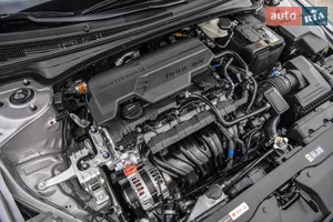 Ефективність, динаміка, економічність - Новий Hyundai Elantra 7 поколение (FL) седан