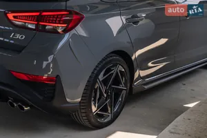Впізнаваний силует уночі - Новий Hyundai i30 3 поколение (FL) хетчбек