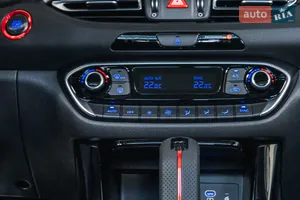 Двозонний комфорт - Новий Hyundai i30 3 поколение (FL) хетчбек