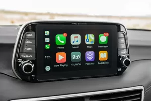 Android Auto/Apple CarPlay