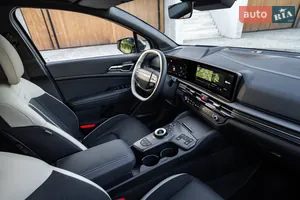 Технологічний та затишний інтер'єр - Новий Kia Sportage 5 поколение (FL) кросовер