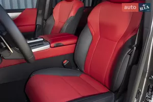 Интерьер, заряжаемый драйвом - Новый Lexus LX 4 поколение/J300 внедорожник