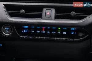 Комфорт без компромісів - Новий Lexus UX 1 поколение (FL) кросовер