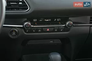 Ваша зона комфорту - Новий Mazda CX-30 1 поколение кросовер