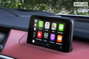 Apple CarPlay та Android Auto