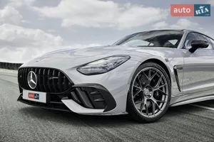 Взгляд хищника - Новый Mercedes-Benz AMG GT C192 купе