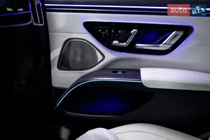 Настройте сиденье под себя - Mercedes-Benz EQS V297 (FL) седан