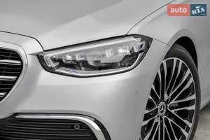 Оптика, которая "видит" вперед - Новый Mercedes-Benz S-Class W223 седан