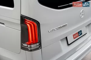 Сучасна графіка - Новий Mercedes-Benz Vito W447 (FL) мінівен
