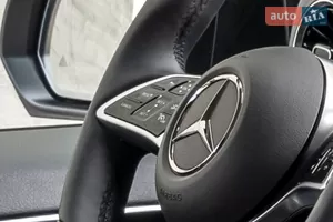 Контроль у руках водія - Новий Mercedes-Benz Vito W447 (FL) мінівен