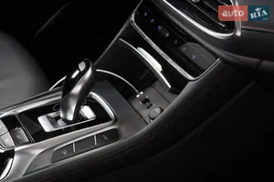 Функціональна центральна консоль - Новий MG HS 1 поколение (FL) кросовер