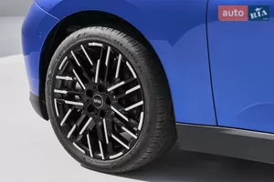 Графика с характером - Новый MINI Cooper F65/F66 хэтчбек