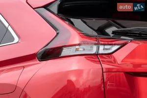  Купевидная завершенность стиля - Новый Mitsubishi Eclipse Cross 1 поколение (FL) кроссовер