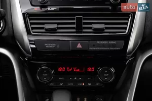 Климат-контроль, думающий о комфорте каждого - Новый Mitsubishi Eclipse Cross 1 поколение (FL) кроссовер