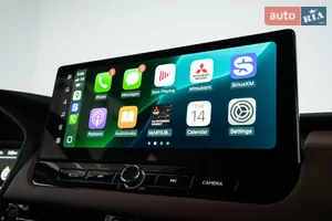 Центр керування у стилі смартфона - Новий Mitsubishi Outlander 4 поколение кросовер