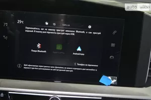 Підтримка додатків Apple CarPlay і Android Auto
