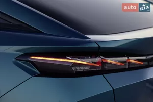 Підпис стилю Peugeot - Новий Peugeot 408 3 поколение ліфтбек