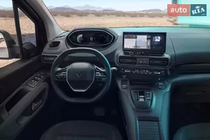 Водительское пространство - Новый  Rifter 1 поколение (FL) минивэн