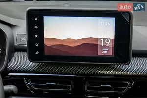 Цифровой центр управления: мультимедиа Renault Taliant - Новый Renault Taliant 1 поколение седан