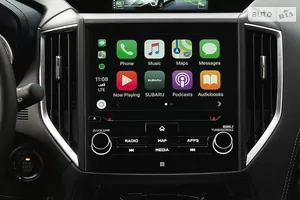 Поддержка приложений Apple CarPlay и Android Auto