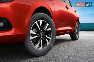 Элегантные колесные диски - Новый Suzuki Swift 7 поколение хэтчбек