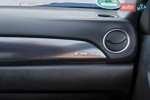 Салон Suzuki Vitara: стиль и уют - Новый Suzuki Vitara 2 поколение (2nd FL) кроссовер