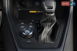 Максимум контроля - Новый Toyota RAV4 PHEV 5 поколение (FL) кроссовер