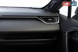Тактильна якість на дотик - Новий  RAV4 5 поколение (FL) кросовер