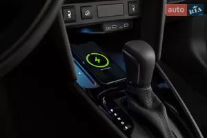 Завжди на зв’язку - Новий Toyota Yaris Cross 1 поколение кросовер